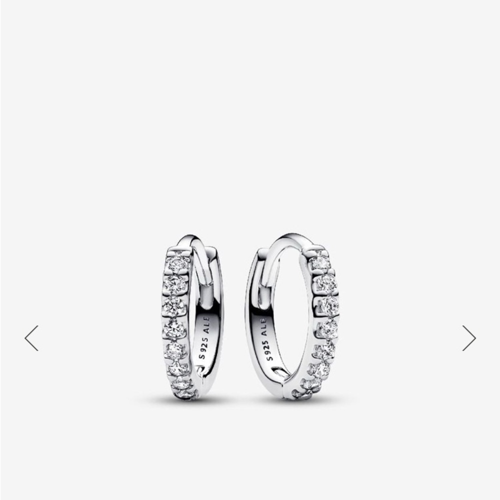 NWT Pandora Sparkling Huggie Hoop Earrings Sterling Silver